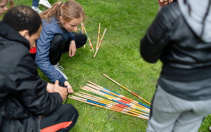 Kinderen in armoede verdienen beter Kinderen in armoede verdienen beter
